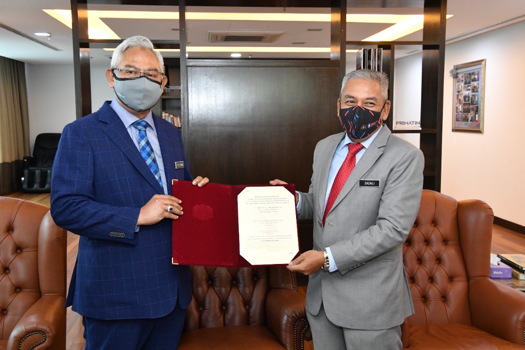 Tahniah Tuan Hj Zazali Haron dan Tuan Rusli Jaafar di atas pelantikan sebagai Pengerusi Eksekutif dan Timbalan Pengerusi Eksekutif Suruhanjaya Koperasi Malaysia yang baharu berkuatkuasa 1 Disember 2021.