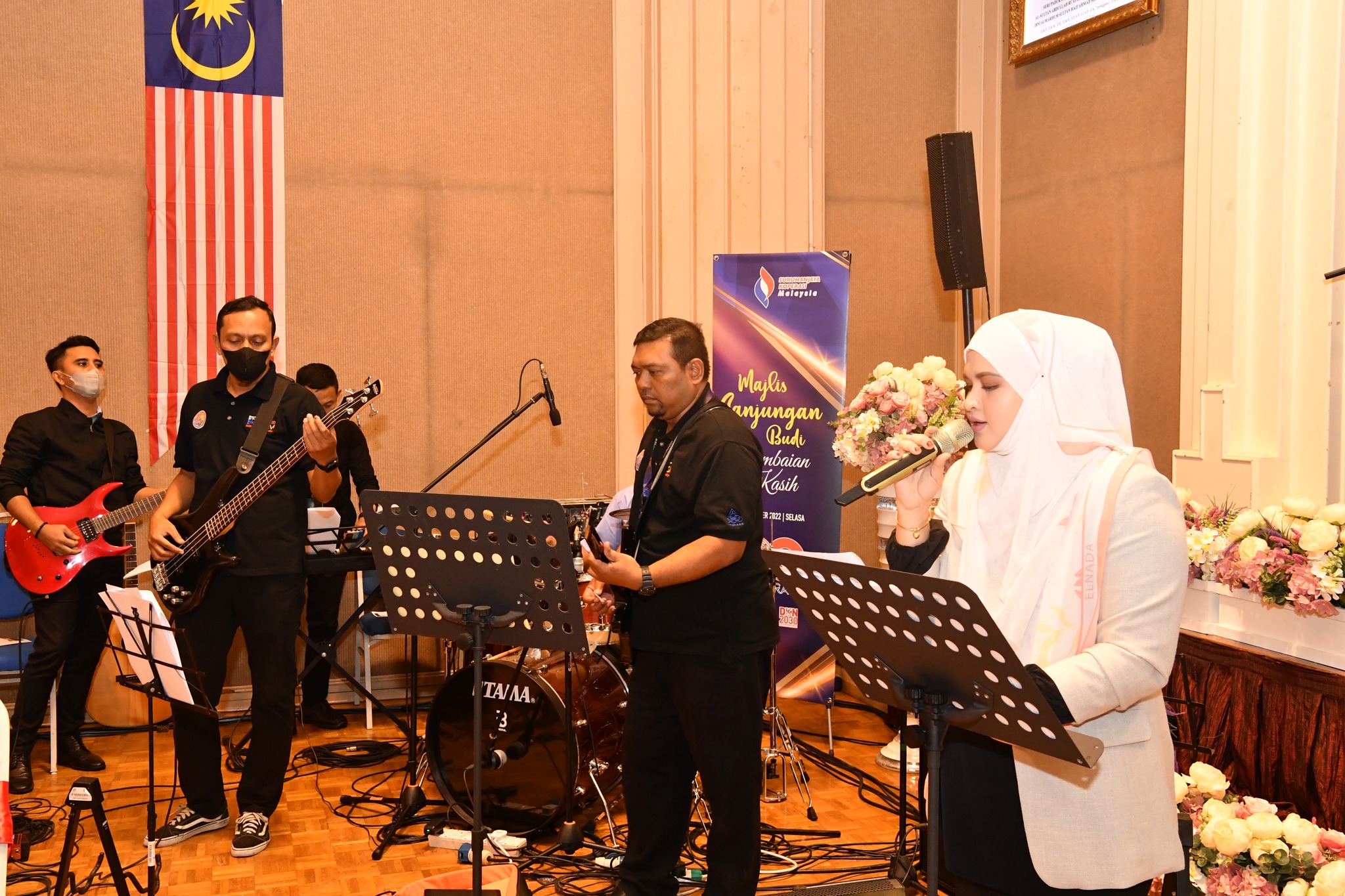 6256774277670602 6020836987110669587 n