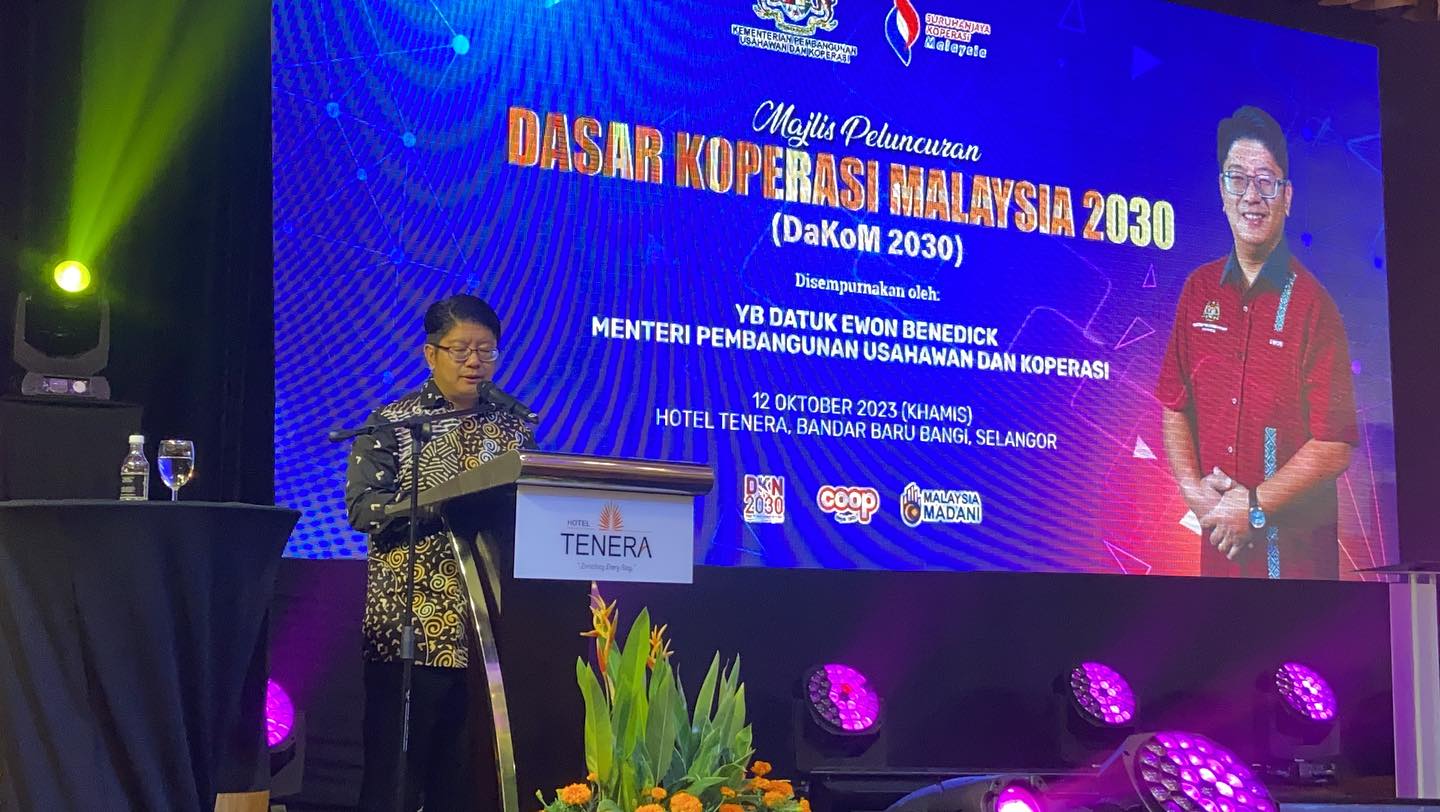 12 Oktober 2023 – Majlis Peluncuran Dasar Koperasi Malaysia 2030 (DAKOM 2030) dan Peluncuran Profil 100 Koperasi Terbaik Malaysia 2023